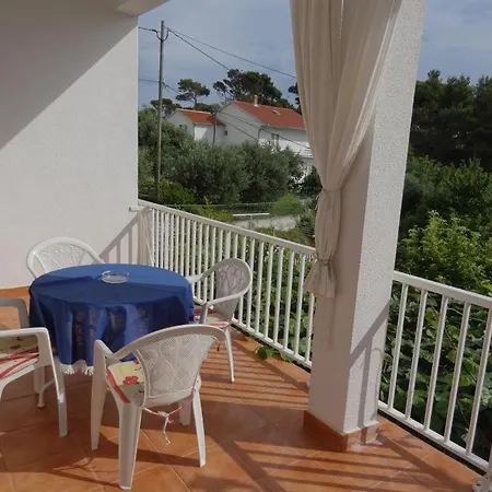 Apartament By The Sea Rab - 16359 Banjol