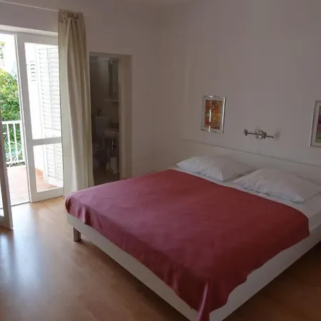 Apartment With A Parking Space Rab - 16359